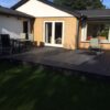Vedligeholdelsesfri kompositterrasse i massiv - solid komposit. Skridsikker terrasse med træstruktur